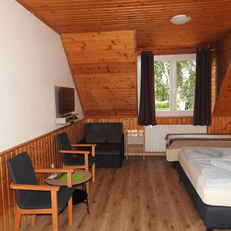 Matraszentimre Panzio Hotell Exteriör bild