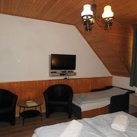 Matraszentimre Panzio Hotell Exteriör bild