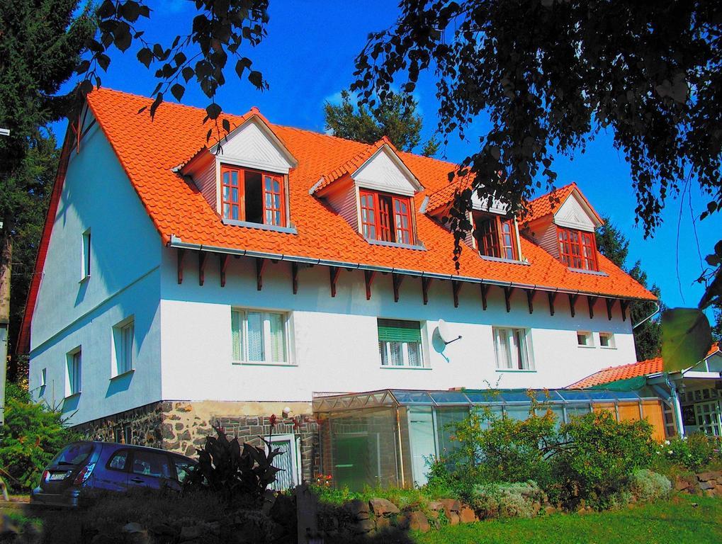 Matraszentimre Panzio Hotell Exteriör bild
